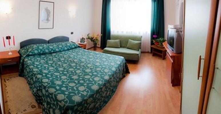 Hotel Makin Novigrad Istria Chambre photo