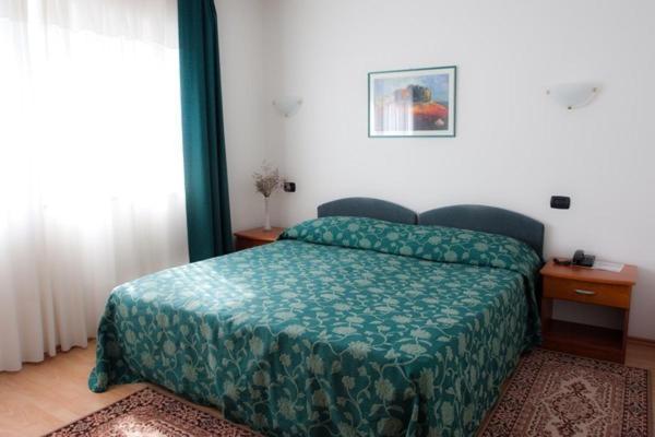 Hotel Makin Novigrad Istria Chambre photo