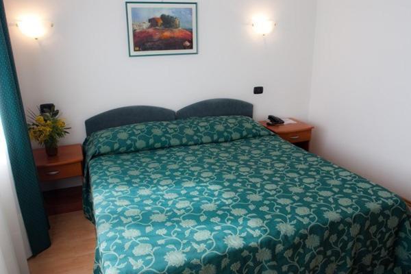 Hotel Makin Novigrad Istria Extérieur photo